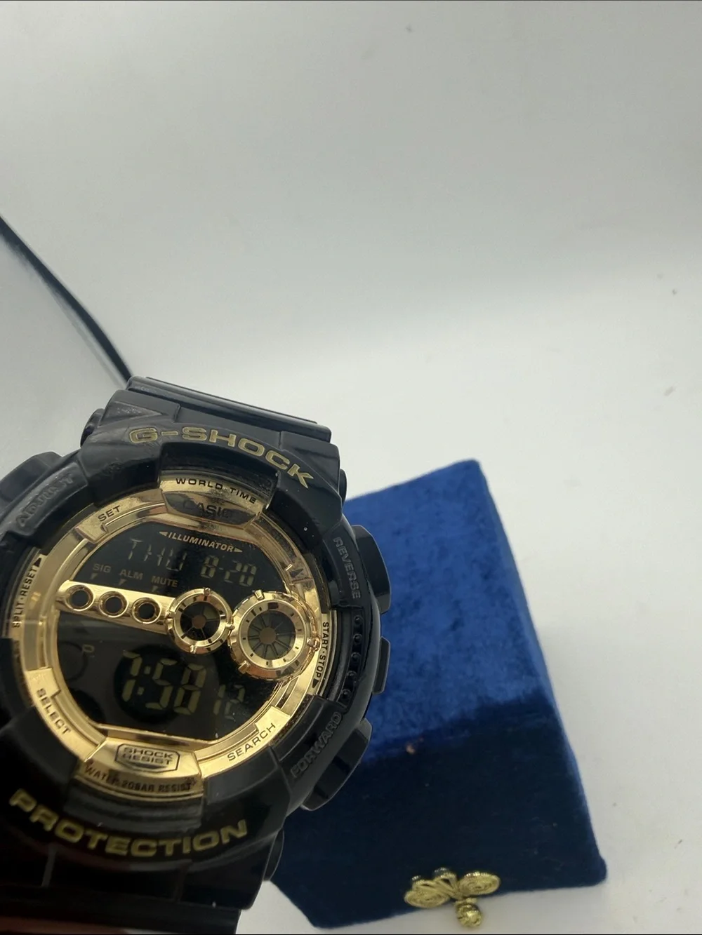 Casio G-Shock GD-100GB-1 Black Gold Watch Module 3263 200M works